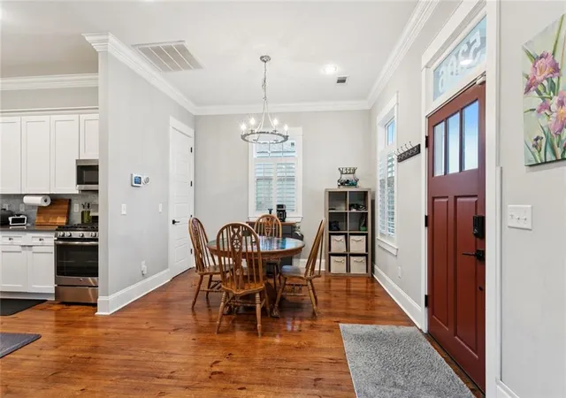 Homes for sale in New Orleans, LA | 5306 Wildair Dr, New Orleans, LA 70122 | MLS# 2543901