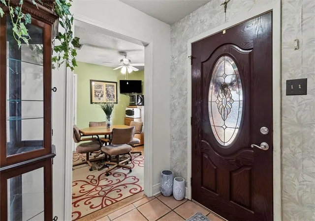 Homes for sale in Metairie, LA | 1409 Kent Ave, Metairie, LA 70001 | MLS# 2543153
