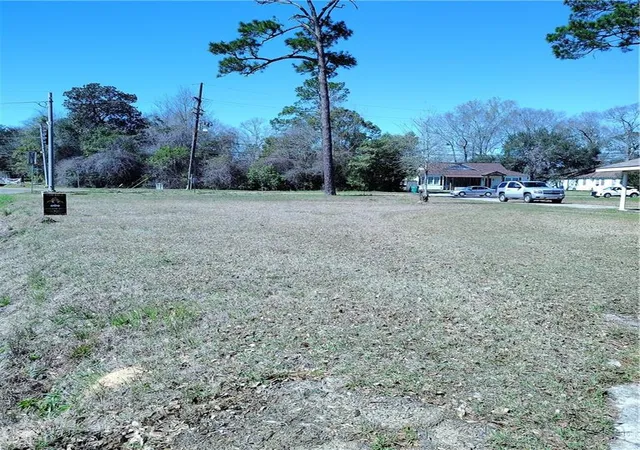 Homes for sale in Bogalusa, LA | 606 N Columbia St, Bogalusa, LA 70427 | MLS# 2543506