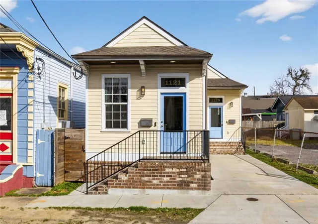 Homes for sale in New Orleans, LA | 1119 21 Bartholomew St, New Orleans, LA 70117 | MLS# 2544181