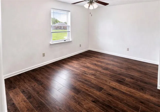 Photo 3 of Townhouse for sale at 16 Westpark Ct, New Orleans, LA 70114 | MLS# 2544227 | Listing updated on 2026-07-09