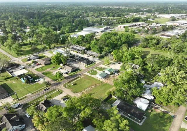 14th image of 1000 W Thomas St, Hammond, LA 70401 | MLS# 2544261