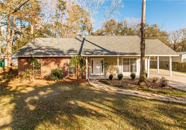 Homes for sale in Ponchatoula, LA | 40052 Browns Oak Ln, Ponchatoula, LA 70454 | MLS# 2544367