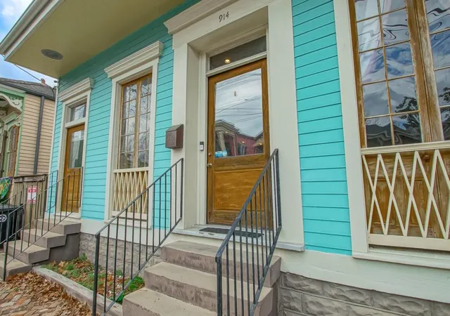 Homes for sale in New Orleans, LA | 914 Montegut St, New Orleans, LA 70117 | MLS# 2543717