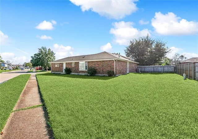 Photo 23 of Single family home for sale at 4241 Beaune Dr, Kenner, LA 70065 | MLS# 2544120 | Listing updated on 2026-03-06