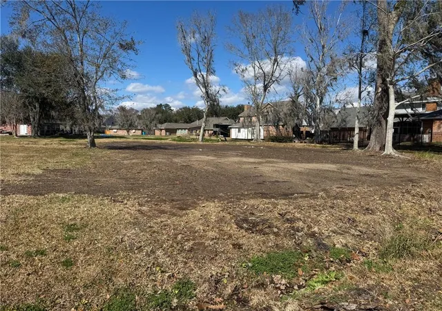 Homes for sale in Luling, LA | 616 Willowdale Blvd, Luling, LA 70070 | MLS# 2544526