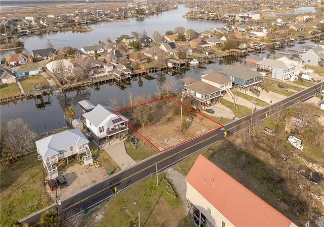 2nd image of 134 Lakeview Dr, Slidell, LA 70458 | MLS# 2544780