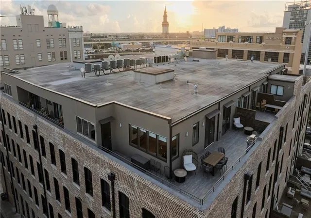 3rd image of 888 Baronne St #PH 5, New Orleans, LA 70113 | MLS# 2544799
