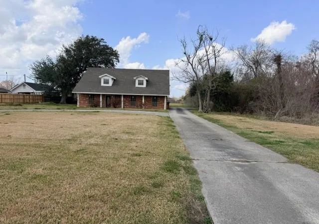 Homes for sale in St Rose, LA | 11360 River Rd, St Rose, LA 70087 | MLS# 2543002
