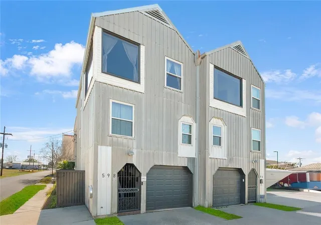 Photo 1 of Townhouse for sale at 596 River Rd, Westwego, LA 70094 | MLS# 2541076 | Listing updated on 2026-02-28