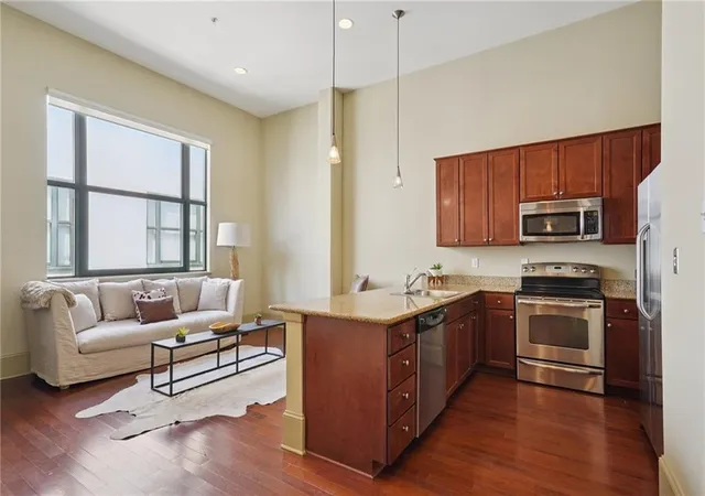 3rd image of 1201 Canal St #504, New Orleans, LA 70112 | MLS# 2544837