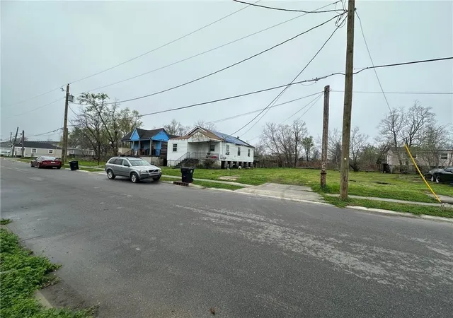 Photo 3 of Land for sale at 2722 Benefit St, New Orleans, LA 70122 | MLS# 2545392 | Listing updated on 2026-04-06