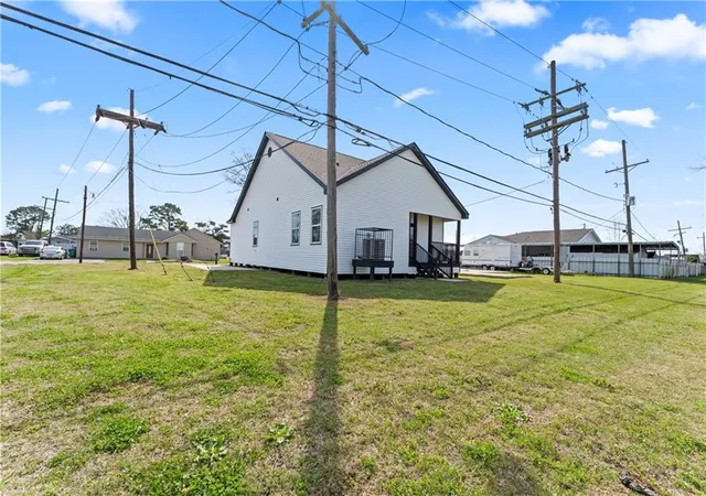 Homes for sale in Avondale, LA | 236 Ruth Dr, Avondale, LA 70094 | MLS# 2544779