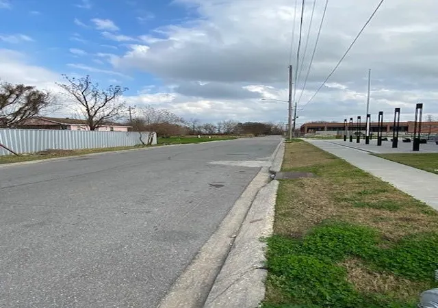 2nd image of 2801 Johnny Jackson Jr Blvd, New Orleans, LA 70126 | MLS# 2545615