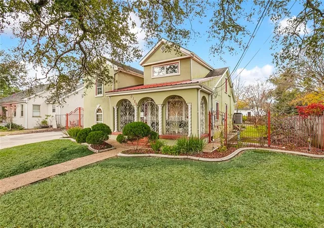 2nd image of 5116 Franklin Ave, New Orleans, LA 70122 | MLS# 2544869
