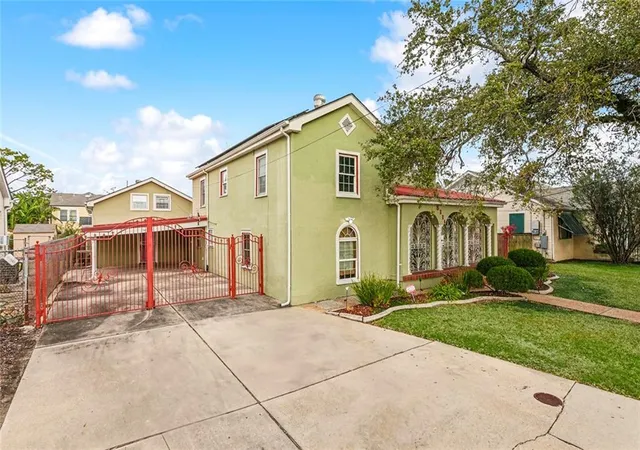 3rd image of 5116 Franklin Ave, New Orleans, LA 70122 | MLS# 2544869