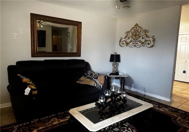 4th image of 3312 Pakenham Dr, Chalmette, LA 70043 | MLS# 2545732