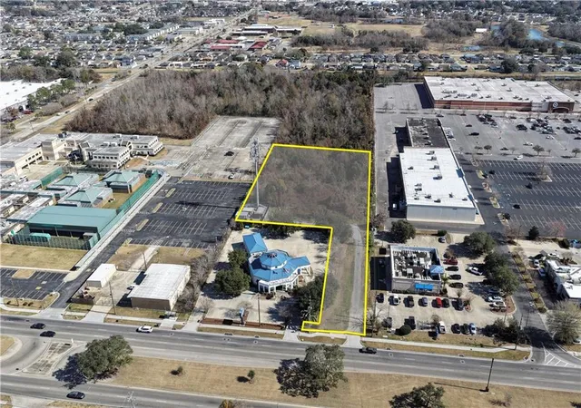 1st image of 1705 Manhattan Blvd, Harvey, LA 70058 | MLS# 2541375