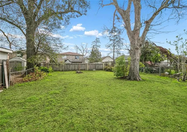 11th image of 411 Helios Ave, Metairie, LA 70005 | MLS# 2545884