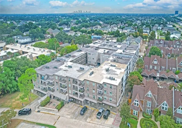 17th image of 500 Lake Marina Ave #318, New Orleans, LA 70124 | MLS# 2545587