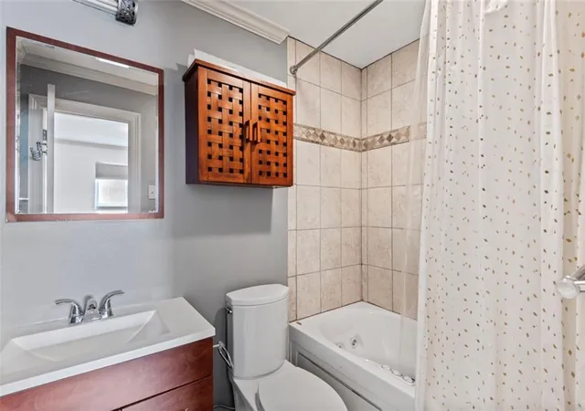 3rd image of 500 Lake Marina Ave #318, New Orleans, LA 70124 | MLS# 2545587