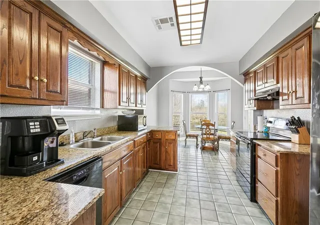 Homes for sale in New Orleans, LA | 140 Pinehurst Ct, New Orleans, LA 70128 | MLS# 2546019