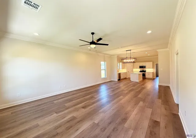 Photo 3 of Sale Pending at 39439 Fairhope Dr, Ponchatoula, LA 70454 | MLS# NO2026003945 | Listing updated on 2026-07-31