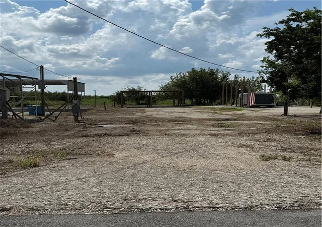 3rd image of 4731 Delacroix Hwy, Saint Bernard, LA 70085 | MLS# 2545987