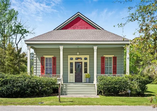 3rd image of 71667 Leveson St, Abita Springs, LA 70420 | MLS# 2542984