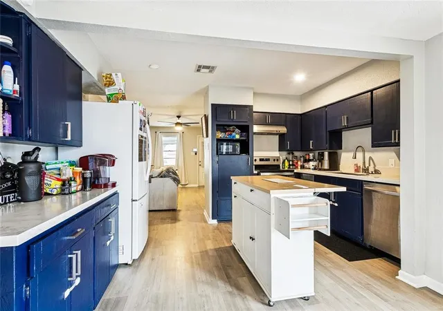 Photo 3 of Single family home for sale at 905 N Claiborne Pkwy, Westwego, LA 70094 | MLS# 2546232 | Listing updated on 2026-07-12