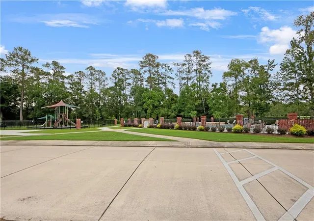 Homes for sale in Springfield, LA | 23456 Noble Oak Dr, Springfield, LA 70462 | MLS# 2546392