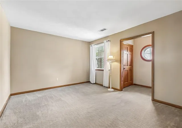 Photo 2 of Single family home for sale at 5228 Meadowdale St, Metairie, LA 70006 | MLS# 2546572 | Listing updated on 2026-08-28