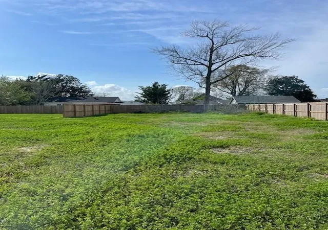1st image of 8a Minor St, Kenner, LA 70062 | MLS# 2546620