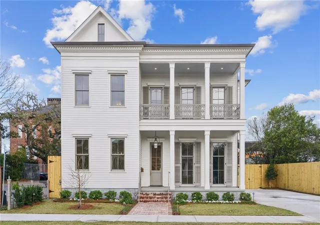 2nd image of 3620 Chestnut St, New Orleans, LA 70115 | MLS# 2546778