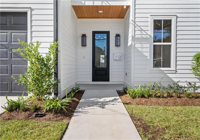 3rd image of 112 Jefferson Heights Ave, New Orleans, LA 70121 | MLS# 2546498