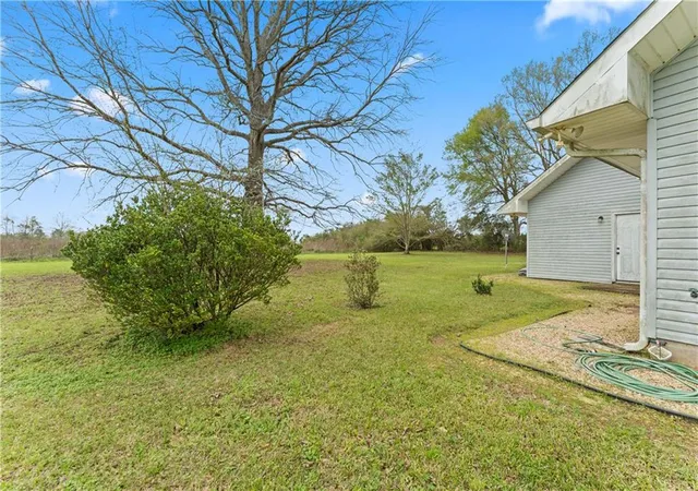 Homes for sale in Kentwood, LA | 75264 1054 Hwy, Kentwood, LA 70444 | MLS# 2545569