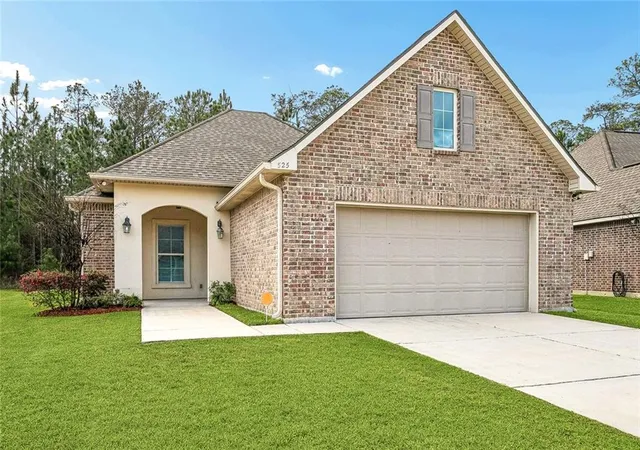 Homes for sale in Pearl River, LA | 525 Oakley Blvd, Pearl River, LA 70452 | MLS# 2543881