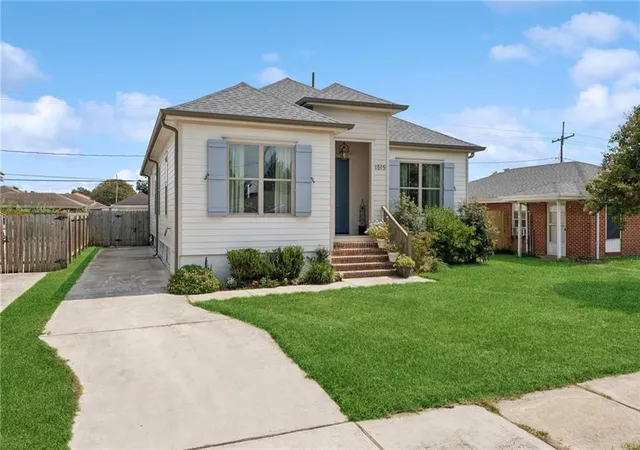4th image of 1515 Schnell Dr, Arabi, LA 70032 | MLS# 2546990