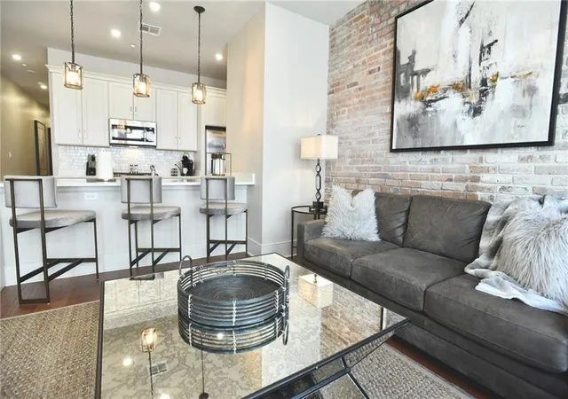 3rd image of 614 Baronne St #303, New Orleans, LA 70113 | MLS# 2547024