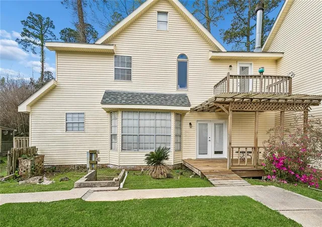 Homes for sale in Slidell, LA | 112 Napoleon Ave #30, Slidell, LA 70460 | MLS# 2547057