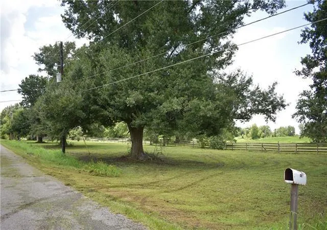 Photo 1 of Land for sale at Twin Oaks Dr Lot 2, Raceland, LA 70394 | MLS# 2547109 | Listing updated on 2026-03-11