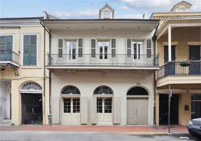 1st image of 525 St Louis St, New Orleans, LA 70130 | MLS# 2545269