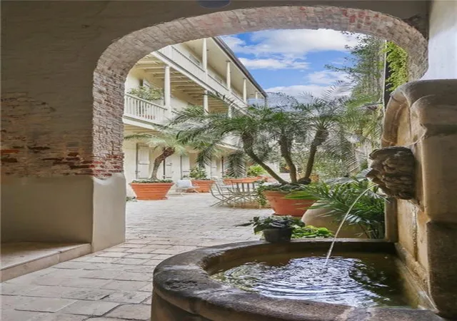Photo 3 of Mansion for sale at 525 St Louis St, New Orleans, LA 70130 | MLS# 2545269 | Listing updated on 2026-07-16