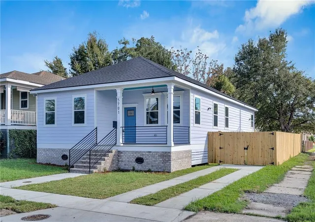 Homes for sale in New Orleans, LA | 5701 Wildair Dr, New Orleans, LA 70122 | MLS# 2547087