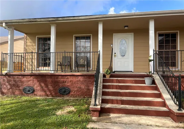 2nd image of 3168 Sweetgum Dr, Harvey, LA 70058 | MLS# 2547315