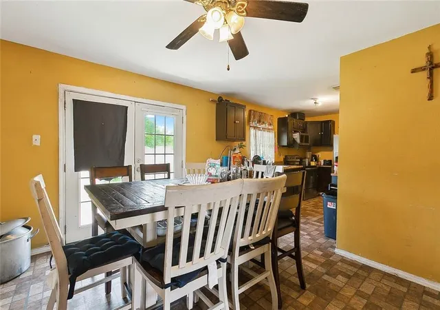 4th image of 2108 Centanni Dr, Saint Bernard, LA 70085 | MLS# 2547303