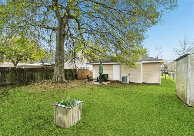 Photo 12 of Single family home for sale at 2410 Pelican St, Slidell, LA 70460 | MLS# 2547377 | Listing updated on 2026-03-13