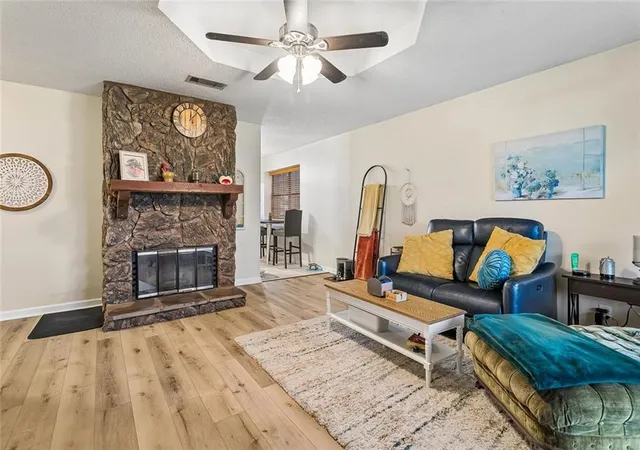 Photo 2 of Single family home for sale at 2410 Pelican St, Slidell, LA 70460 | MLS# 2547377 | Listing updated on 2026-03-13