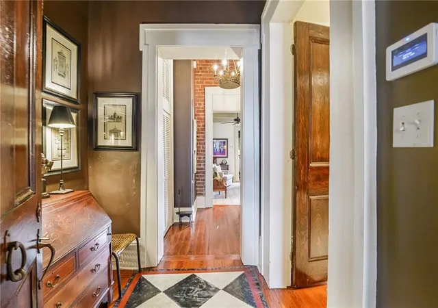 2nd image of 1404 Prytania St #E1, New Orleans, LA 70130 | MLS# 2547364