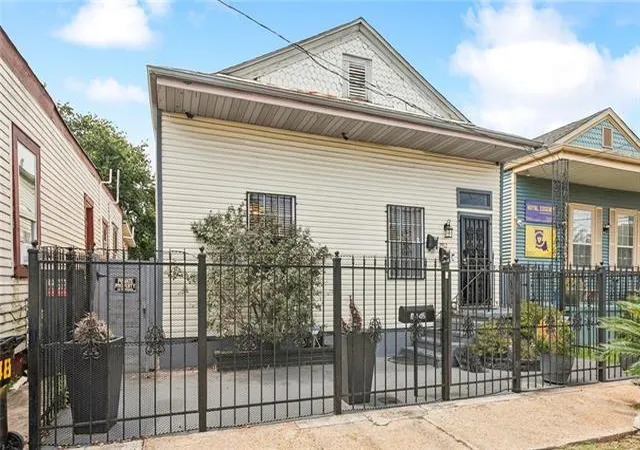 2nd image of 2912 Philip St, New Orleans, LA 70113 | MLS# 2546976